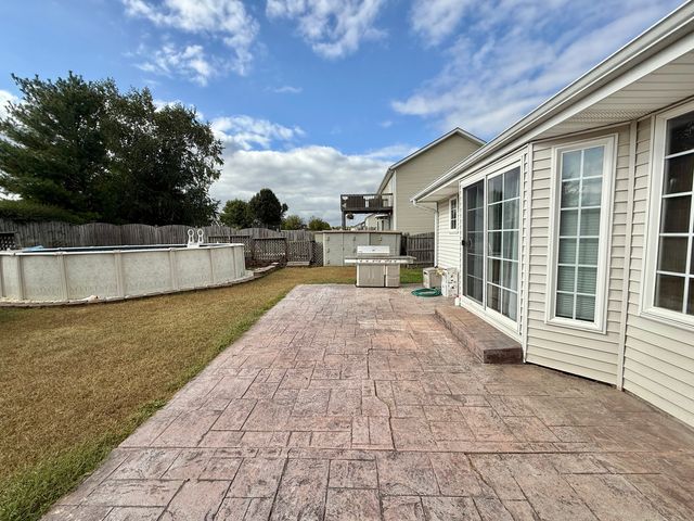 11008 Chicory Ridge Way, Roscoe, IL 61073