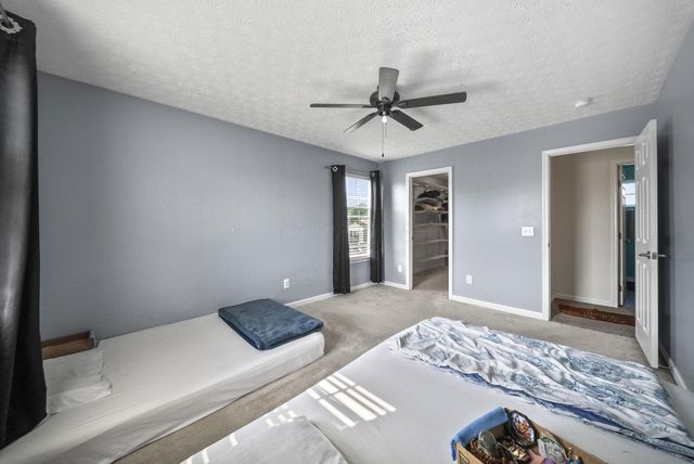1624 Roscommon Drive, Pataskala, OH 43062