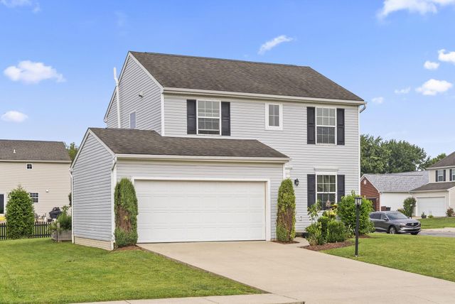 1624 Roscommon Drive, Pataskala, OH 43062