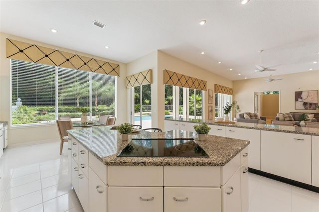 632 E CLUB CIRCLE, Longwood, FL 32779