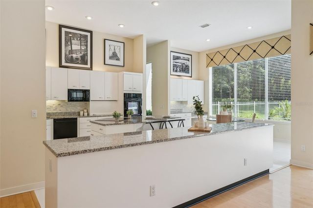 632 E CLUB CIRCLE, Longwood, FL 32779