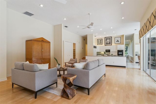 632 E CLUB CIRCLE, Longwood, FL 32779