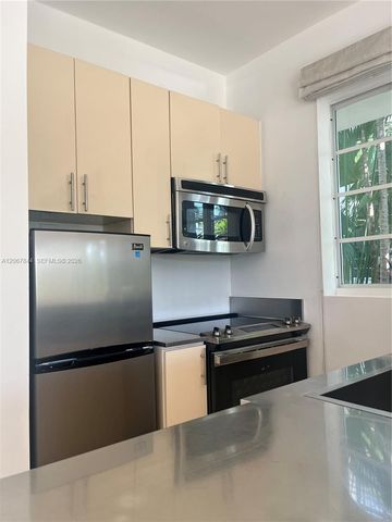 3917 N Meridian Avenue 102, Miami Beach, FL 33140