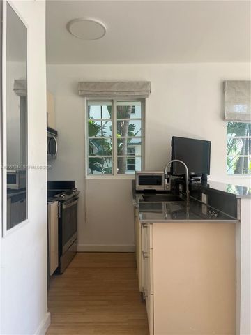 3917 N Meridian Avenue 102, Miami Beach, FL 33140