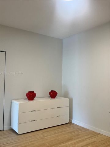 3917 N Meridian Avenue 102, Miami Beach, FL 33140
