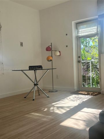 3917 N Meridian Avenue 102, Miami Beach, FL 33140