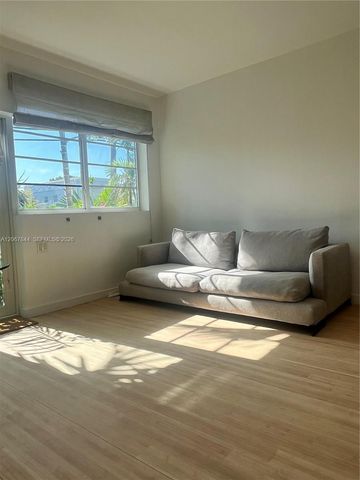 3917 N Meridian Avenue 102, Miami Beach, FL 33140