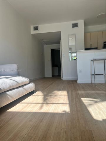 3917 N Meridian Avenue 102, Miami Beach, FL 33140