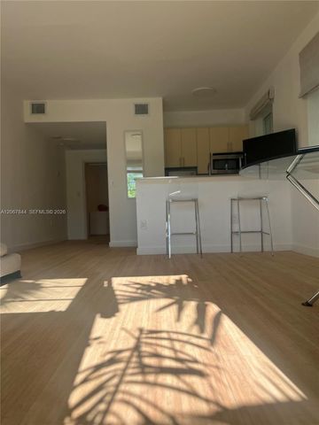3917 N Meridian Avenue 102, Miami Beach, FL 33140