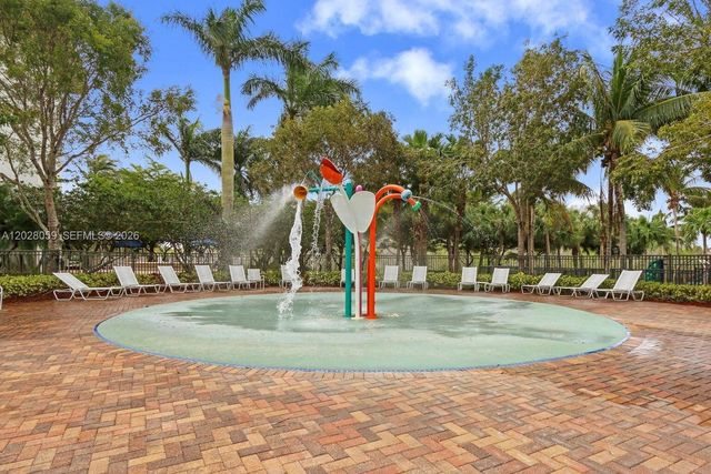 9869 Woodworth Ct, Wellington, FL 33414