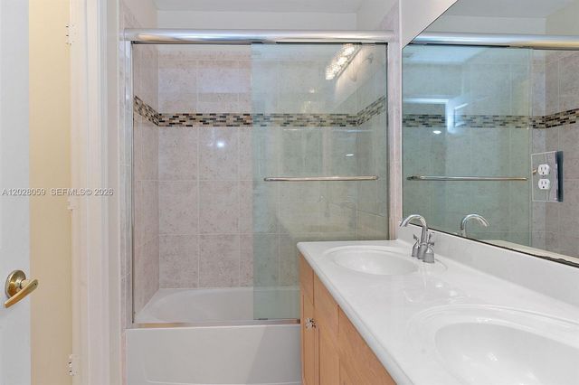 9869 Woodworth Ct, Wellington, FL 33414