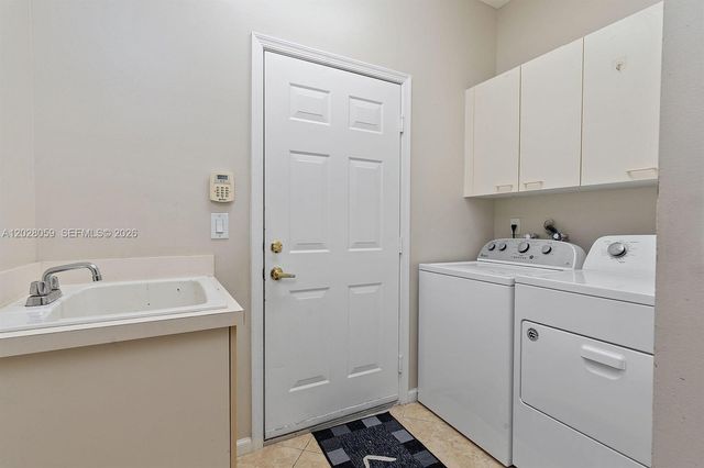 9869 Woodworth Ct, Wellington, FL 33414