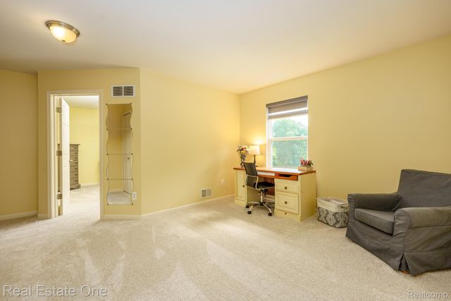 442 Ridgewood Drive S, Brandon Charter Township, MI 48462