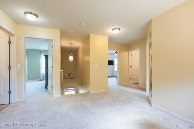 442 Ridgewood Drive S, Brandon Charter Township, MI 48462