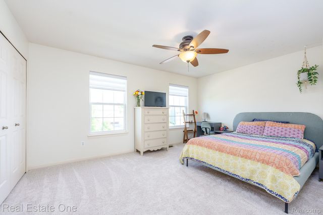 442 Ridgewood Drive S, Brandon Charter Township, MI 48462