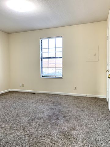359 Peabody Dr Apt 1, Clarksville, TN 37042