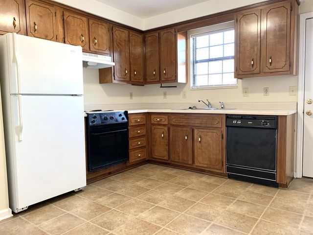 359 Peabody Dr Apt 1, Clarksville, TN 37042