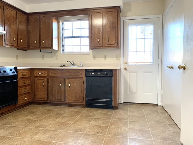 359 Peabody Dr Apt 1, Clarksville, TN 37042