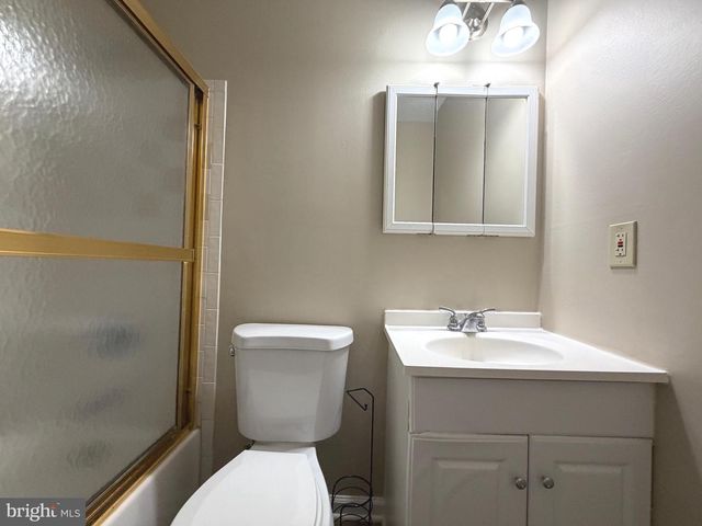 8854 CHERRY OAK CT, Manassas, VA 20109