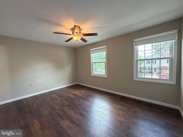 8854 CHERRY OAK CT, Manassas, VA 20109