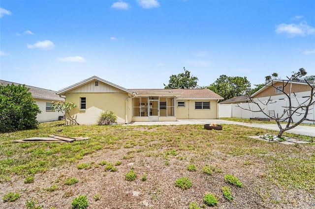 8332 FISHHAWK AVENUE, New Port Richey, FL 34653
