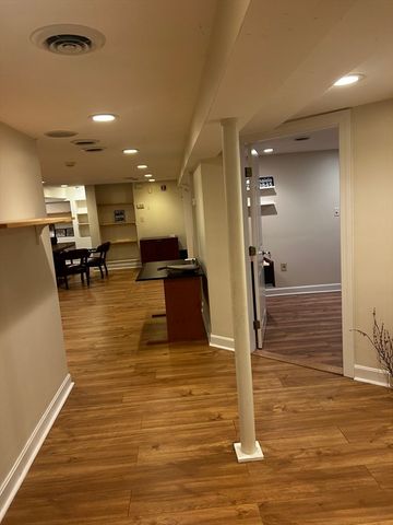 74 Martin Street 2, Essex, MA 01929