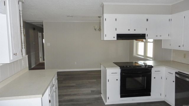 2413 Cook Road, White Hall, AR 71602