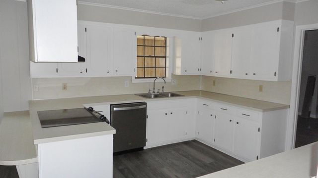 2413 Cook Road, White Hall, AR 71602