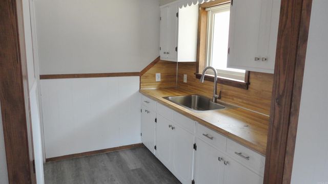 2413 Cook Road, White Hall, AR 71602