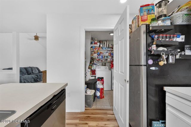 236 Mermaid Avenue, Beachwood, NJ 08722
