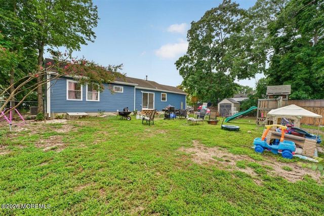 236 Mermaid Avenue, Beachwood, NJ 08722