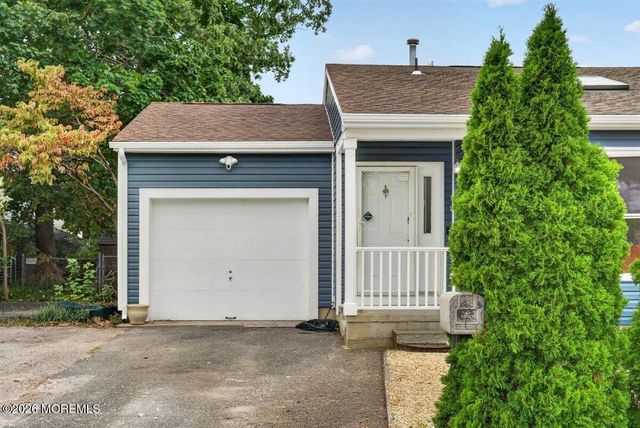 236 Mermaid Avenue, Beachwood, NJ 08722
