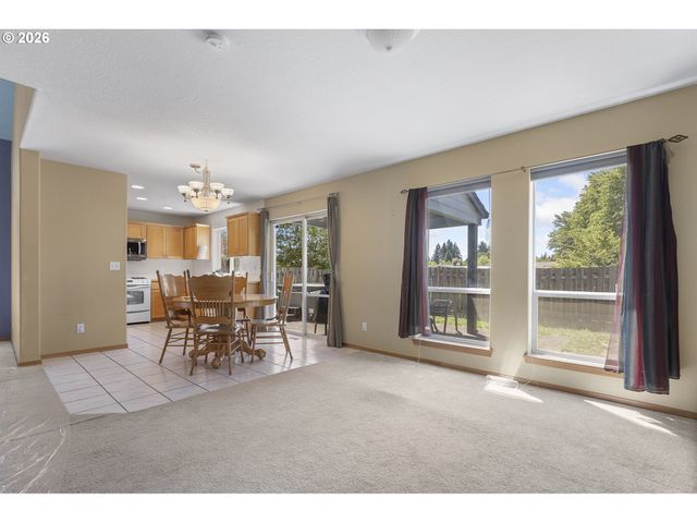 16949 Sw 125TH Pl, Tigard, OR 97224