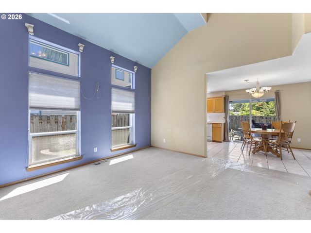 16949 Sw 125TH Pl, Tigard, OR 97224