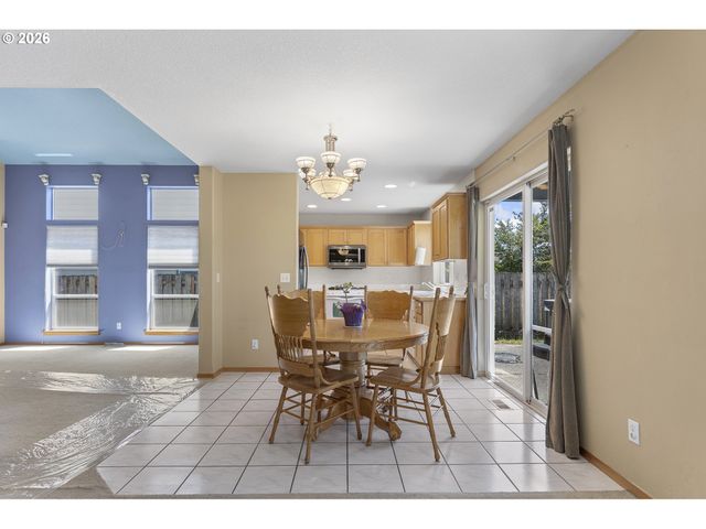16949 Sw 125TH Pl, Tigard, OR 97224