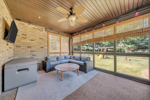 1015 Five Coves Trce, Gallatin, TN 37066