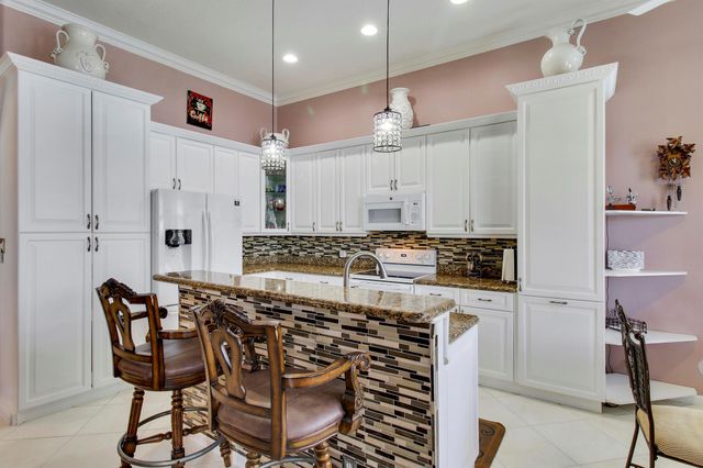 9413 Vercelli Street, Lake Worth, FL 33467