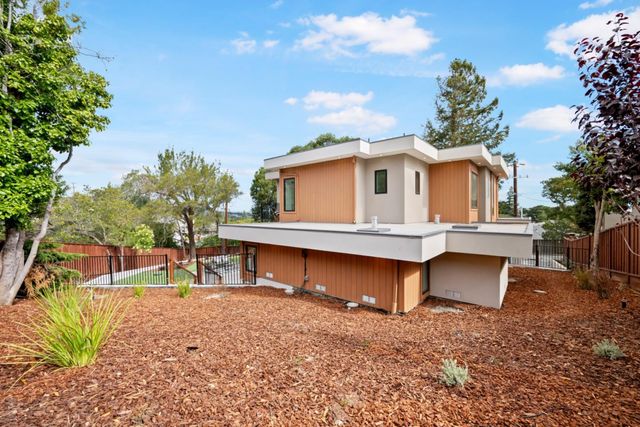 100 Alameda De Las Pulgas, Belmont, CA 94002