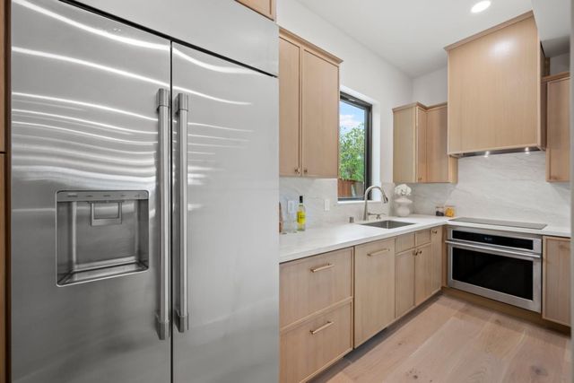 100 Alameda De Las Pulgas, Belmont, CA 94002