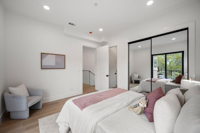 100 Alameda De Las Pulgas, Belmont, CA 94002