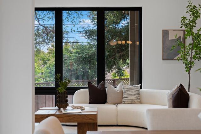 100 Alameda De Las Pulgas, Belmont, CA 94002