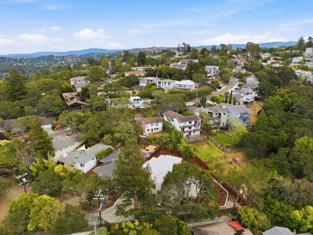 100 Alameda De Las Pulgas, Belmont, CA 94002