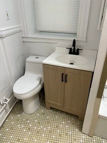 69 Park Drive 4, Boston, MA 02215