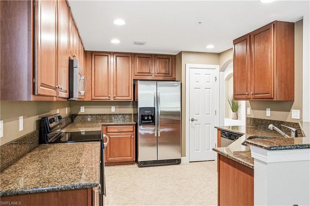 12905 New Market ST 102, Fort Myers, FL 33913