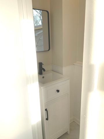 214 S Fordham Avenue, Aurora, IL 60506