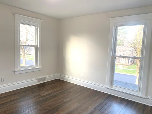 214 S Fordham Avenue, Aurora, IL 60506