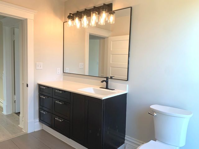 214 S Fordham Avenue, Aurora, IL 60506