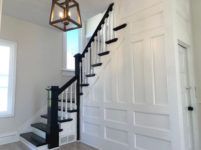 214 S Fordham Avenue, Aurora, IL 60506