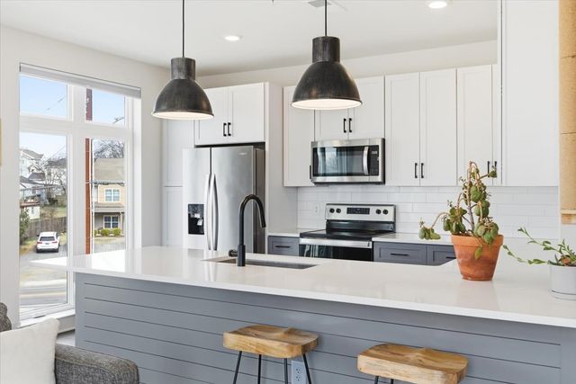 1509 Porter Rd Unit 301, Nashville, TN 37206