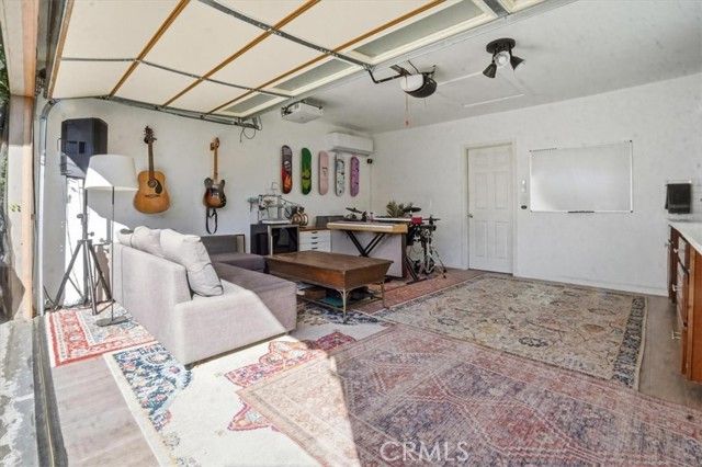 1030 N Cordova, Burbank, CA 91505